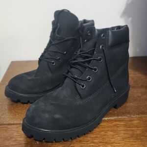 Timberland Black Lace-Up Boots 6